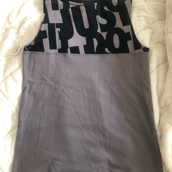 NEW NIKE Prep tank futura - Picture 4 of 10